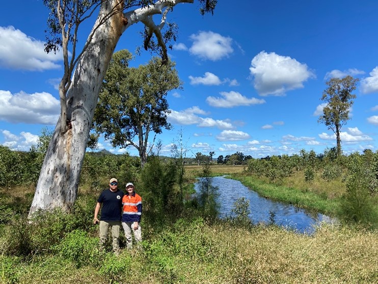 10.Cobba and indi on koala site